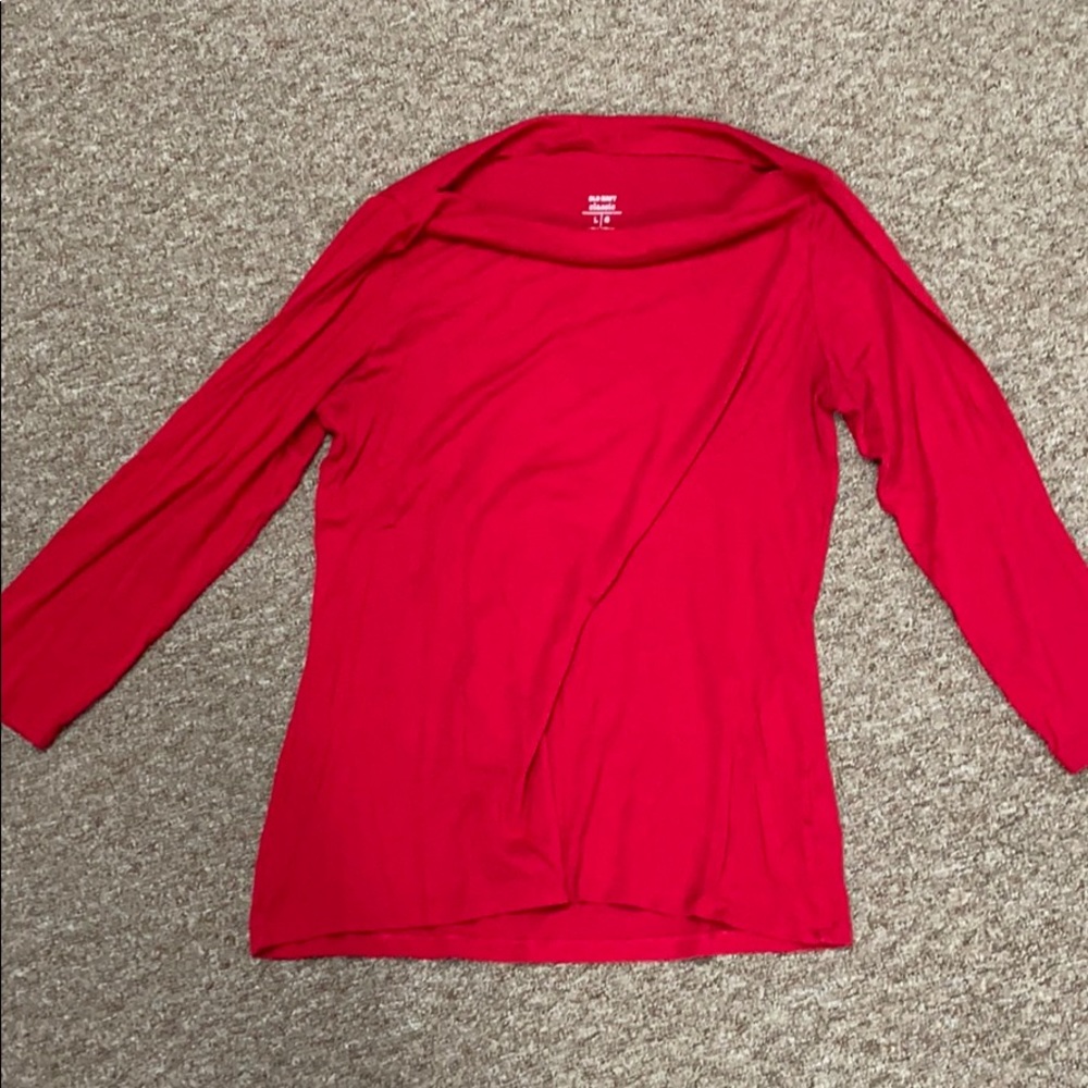 Basic red shirt